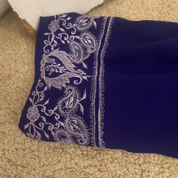 Purple abaya - Picture 2 of 7